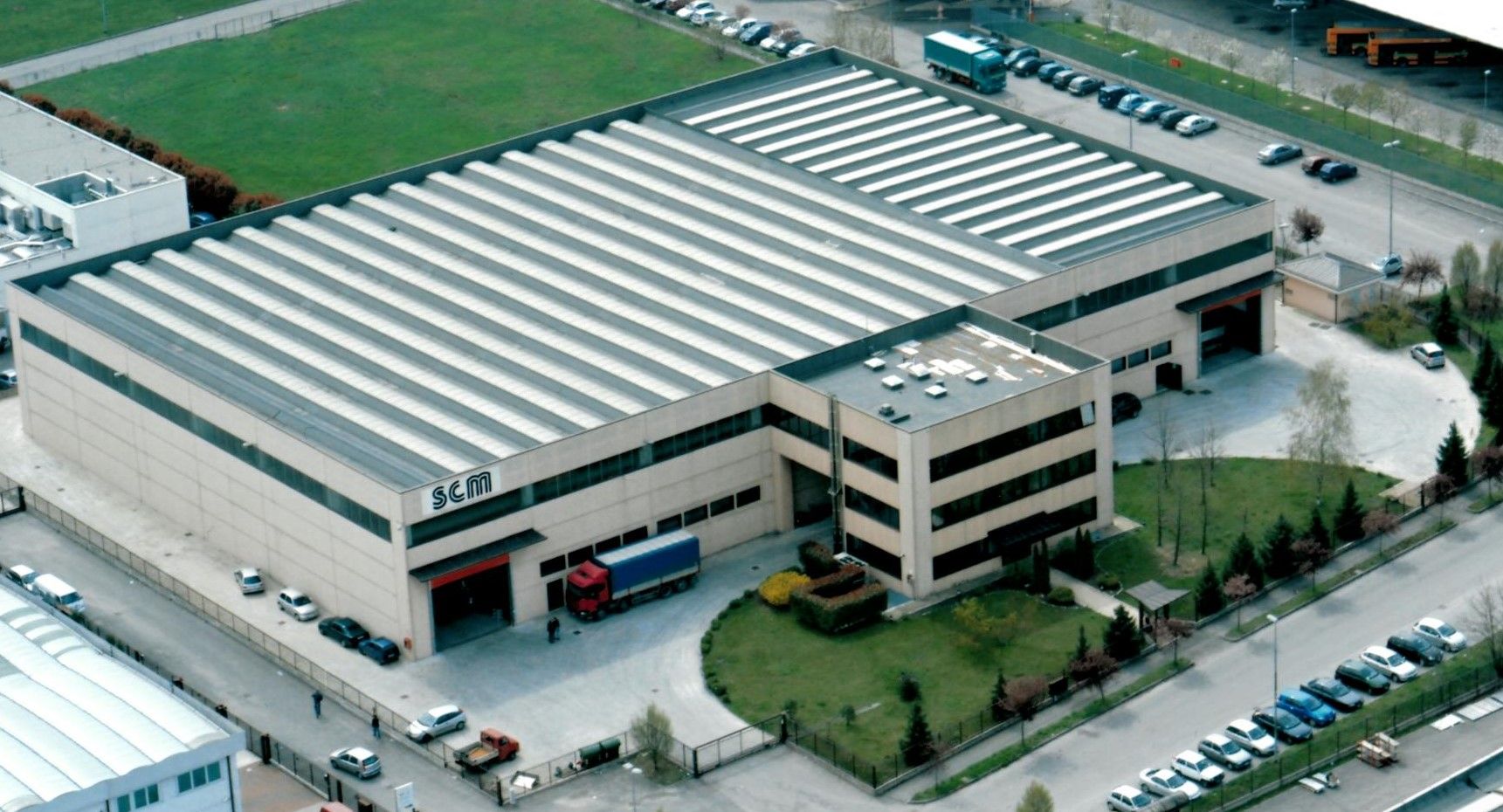 Vista aerea dello stabilimento SCM a Garbagnate Milanese